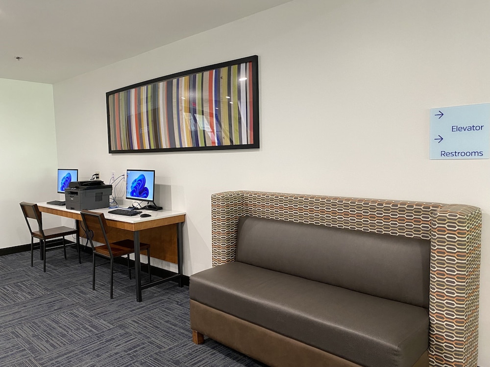 holiday inn express hotel and suites logansport by ihg