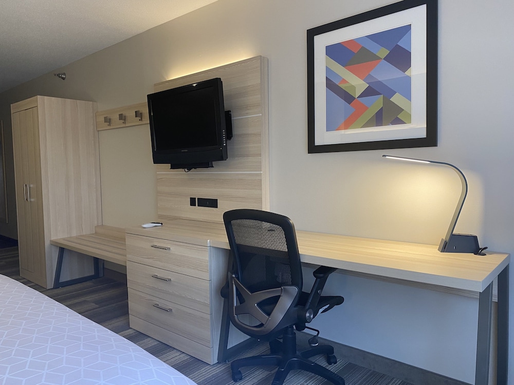 holiday inn express hotel and suites logansport by ihg