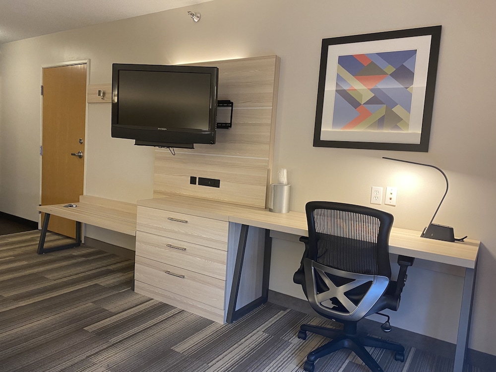 holiday inn express hotel and suites logansport by ihg