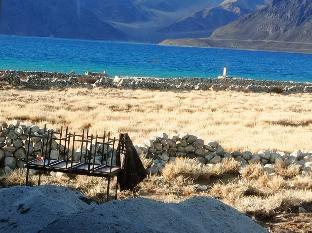 nirvana resort at pangong beach