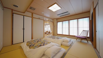 nishiyama ryokan established in 1953