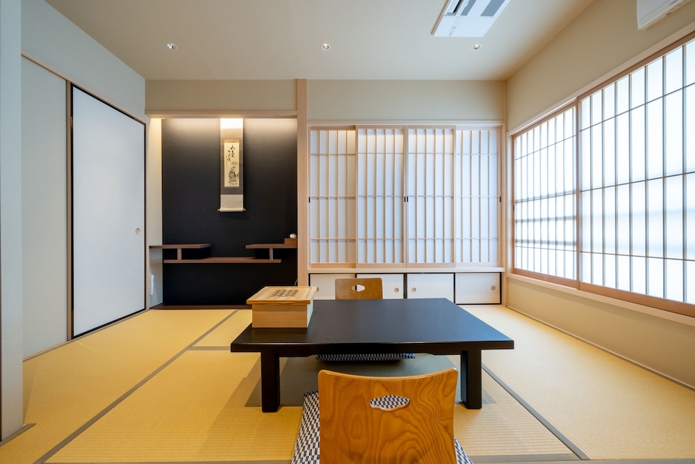 nishiyama ryokan established in 1953