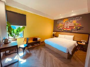 nite and day candi semarang