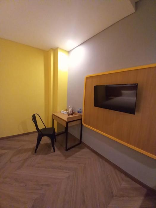 nite and day candi semarang