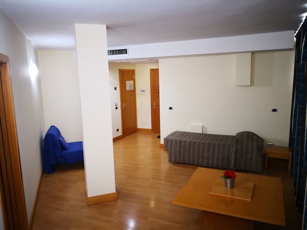 hotel ristorante trendy