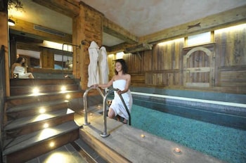 hotel excelsior planet