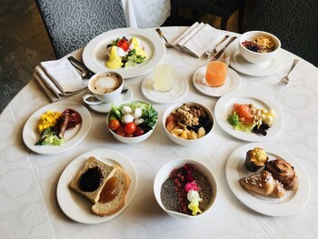 hotel excelsior planet