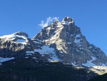 hotel excelsior planet