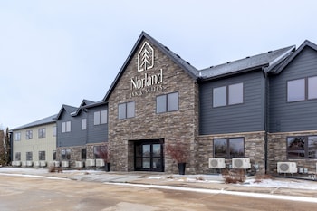 norland inn and suites roseau