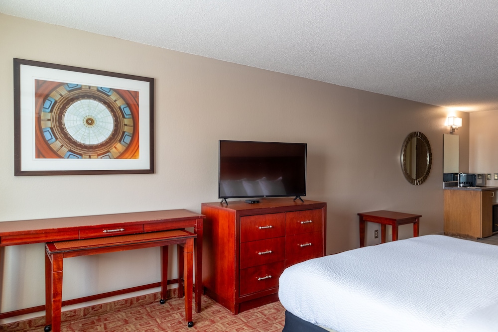 norland inn and suites roseau