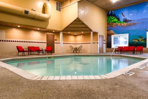 norland inn and suites roseau