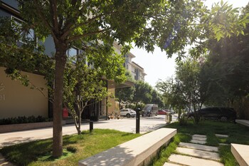 nostalgia s hotel beijing fangshan guangyangcheng metro station