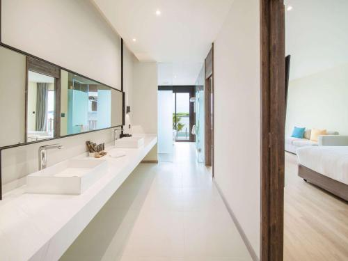 novotel koh si chang