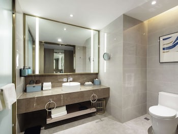 novotel suzhou huanxiu lake