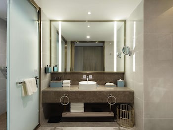 novotel suzhou huanxiu lake