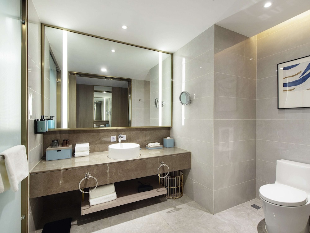 novotel suzhou huanxiu lake