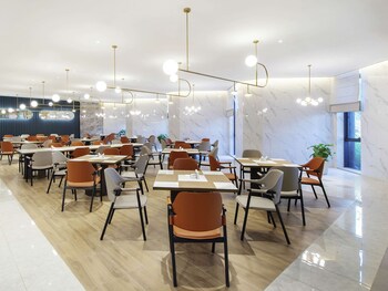 novotel suzhou huanxiu lake