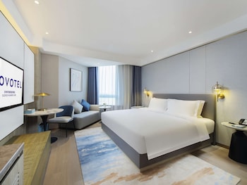 novotel suzhou huanxiu lake