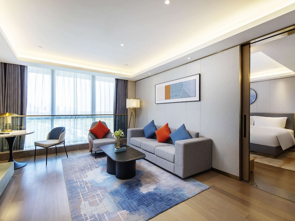 novotel suzhou huanxiu lake