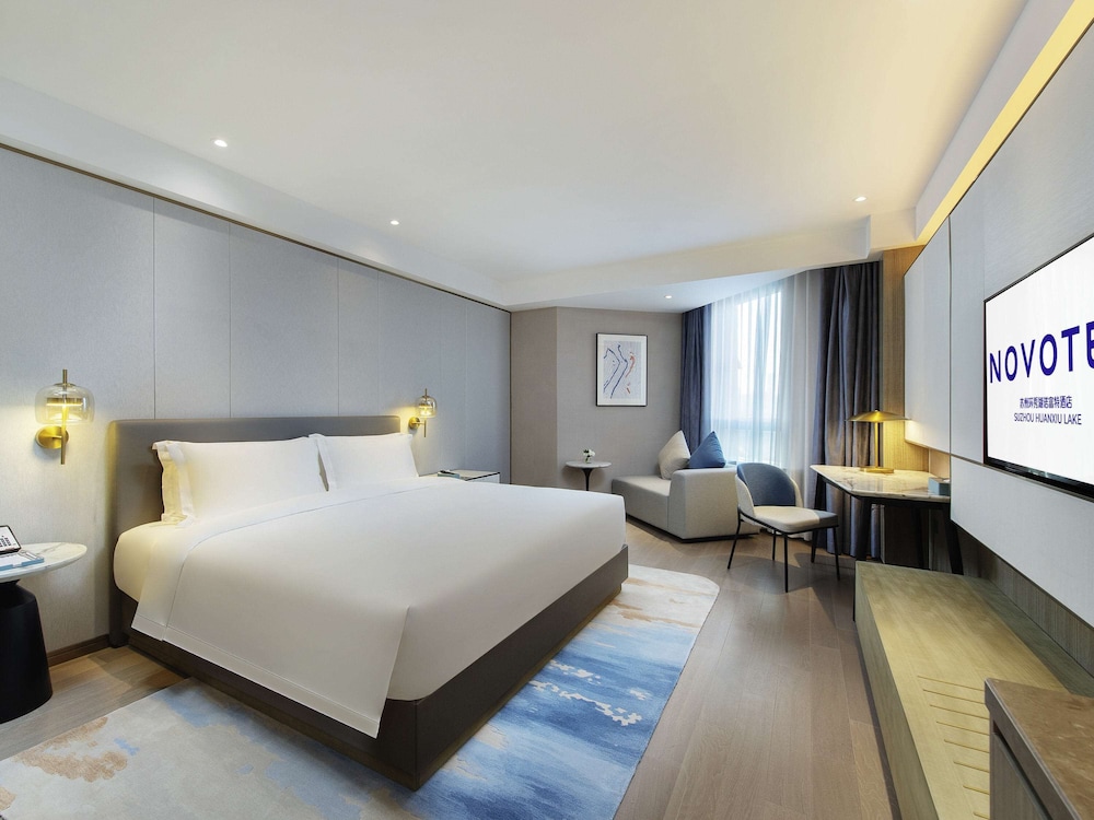 novotel suzhou huanxiu lake