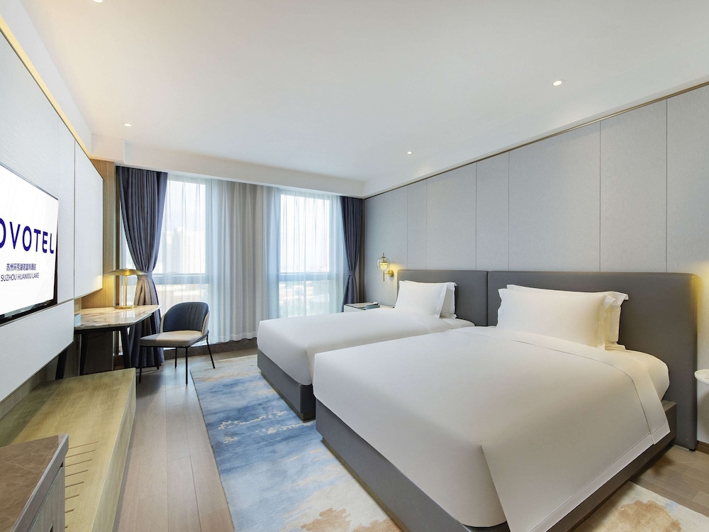 novotel suzhou huanxiu lake