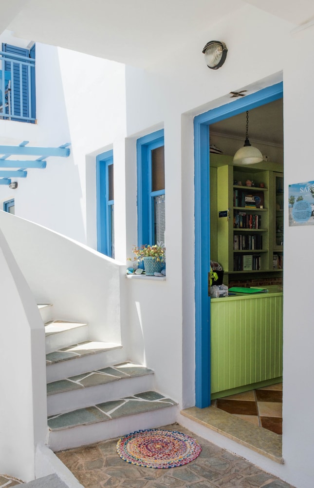 saronis hotel agistri adults only