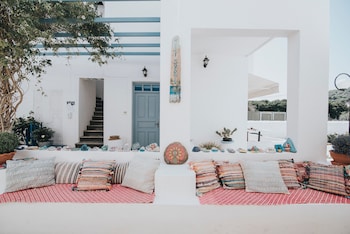 saronis hotel agistri adults only