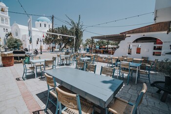 saronis hotel agistri adults only