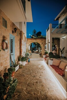 saronis hotel agistri adults only