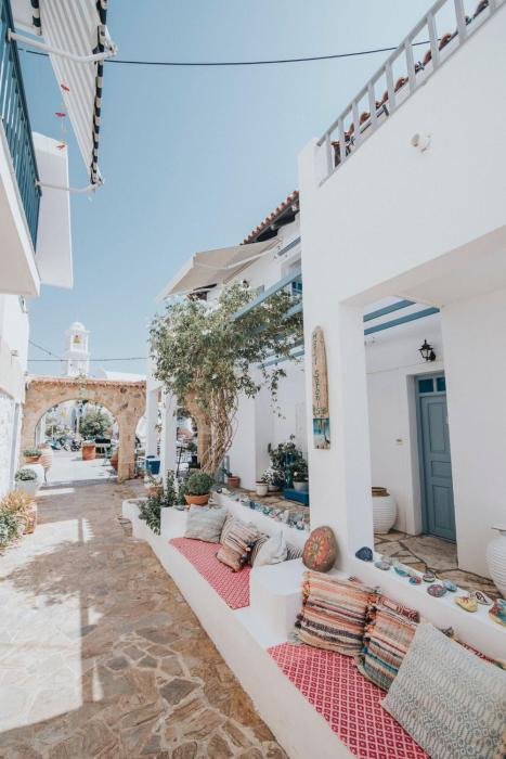 saronis hotel agistri adults only
