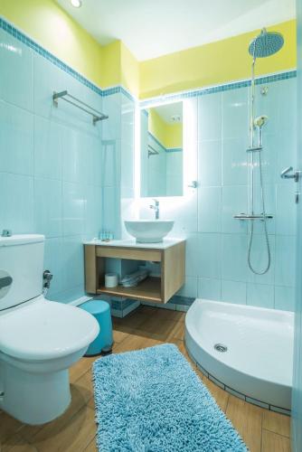 saronis hotel agistri adults only