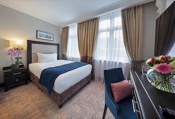 wellington hotel by blue orchid
