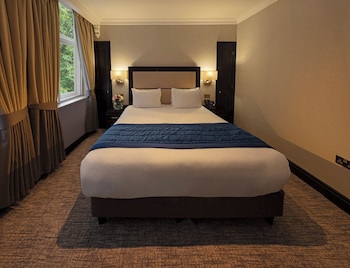 wellington hotel by blue orchid