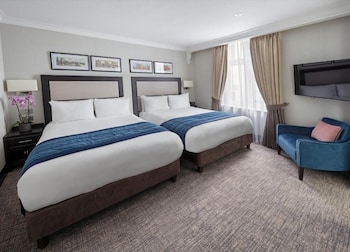 wellington hotel by blue orchid