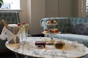 wellington hotel by blue orchid