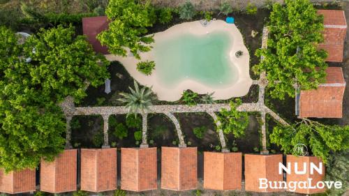 nun bungalove