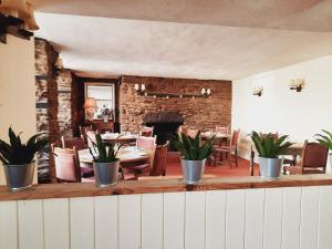 Lion Hotel Exmoor,,3 star