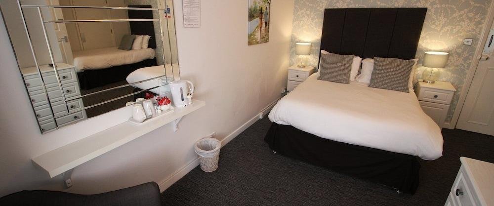 The Bear Hotel,In Wantage,3 star