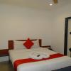 hotel sunshine airport
