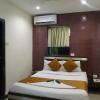 hotel sunshine airport