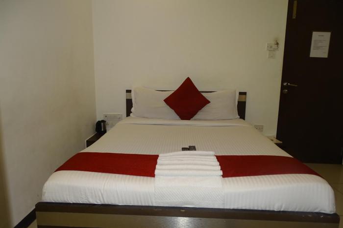 hotel sunshine airport