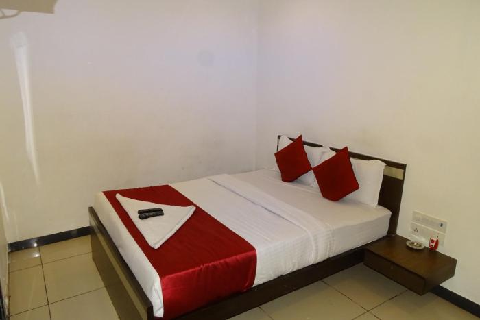 hotel sunshine airport