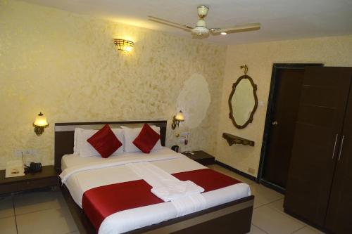 hotel sunshine airport