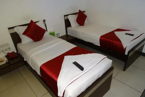 hotel sunshine airport