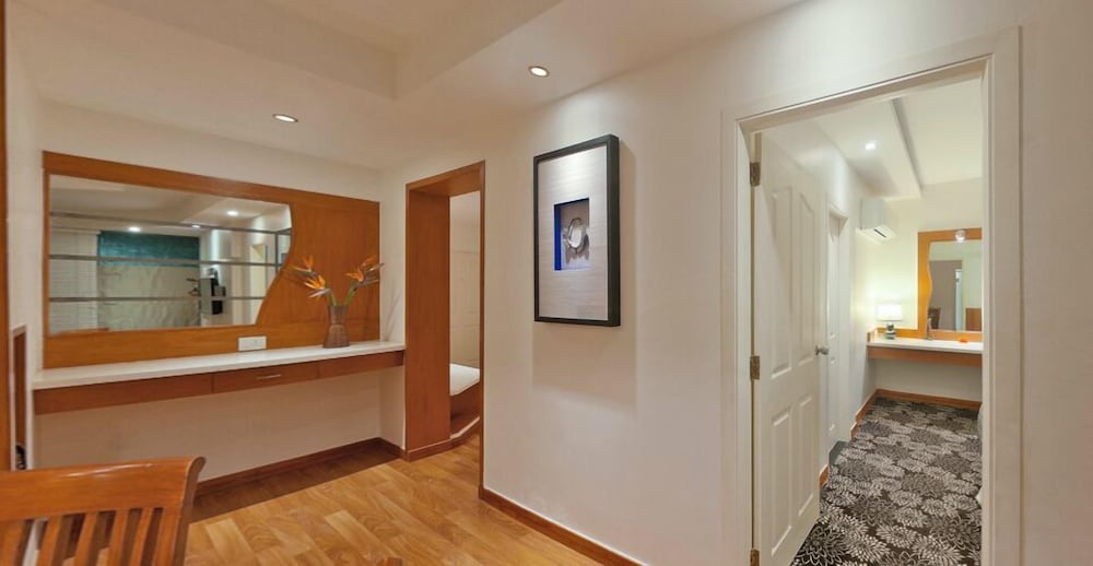 melange luxury service apartment