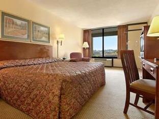 Inn Of Loudon,Lenoir City>>Knoxville,2 star