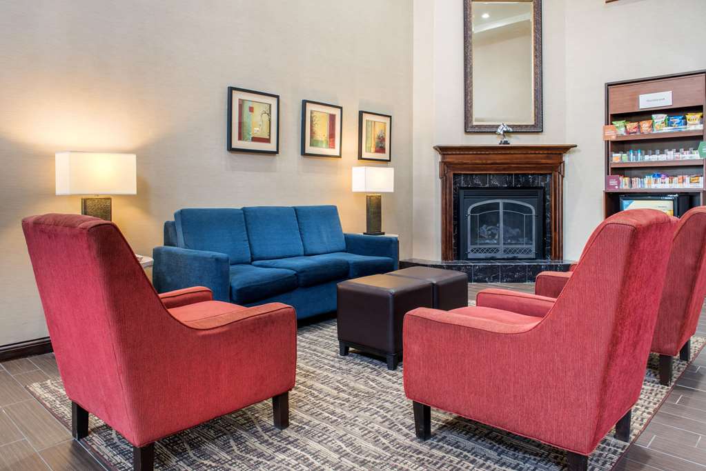 comfort suites louisville airport