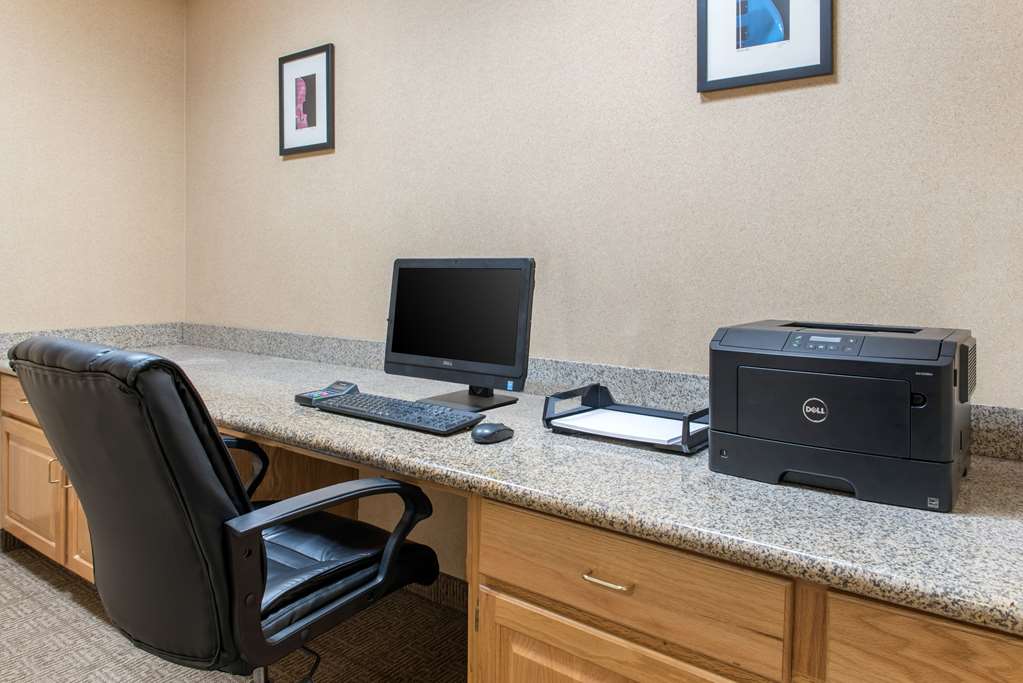 comfort suites louisville airport
