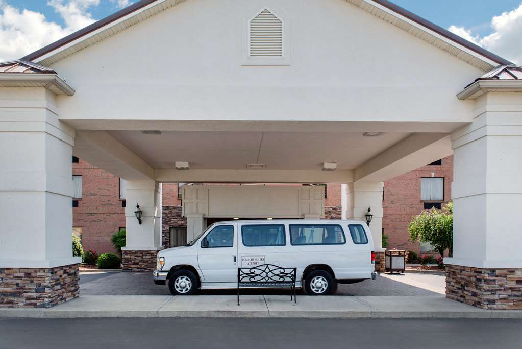 comfort suites louisville airport