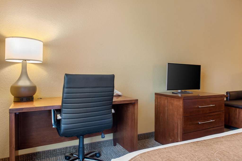 comfort suites louisville airport
